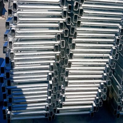 Silver Scaffolding Ladders With 150kg Load Capacity For Versatile Construction